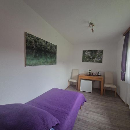 Plitvice House Rosha Bed & Breakfast เยแซร์ตเซ ภายนอก รูปภาพ