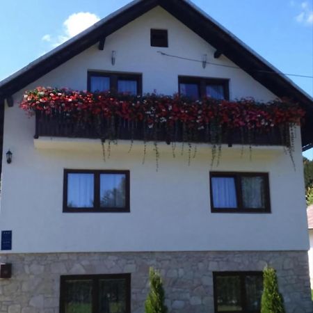 Plitvice House Rosha Bed & Breakfast เยแซร์ตเซ ภายนอก รูปภาพ