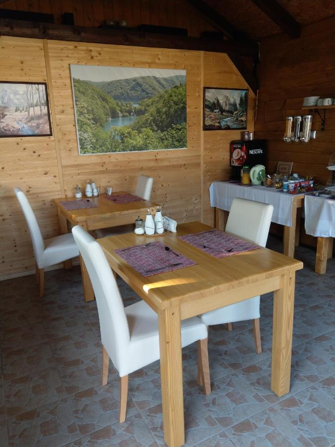 Plitvice House Rosha Bed & Breakfast เยแซร์ตเซ ภายนอก รูปภาพ